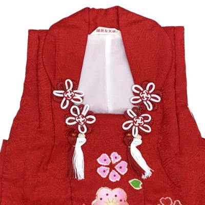 画像3: 七五三 三歳 女の子 被布セット 正絹被布コート 草履 巾着 足袋 4点コーデセット【赤、梅桜】