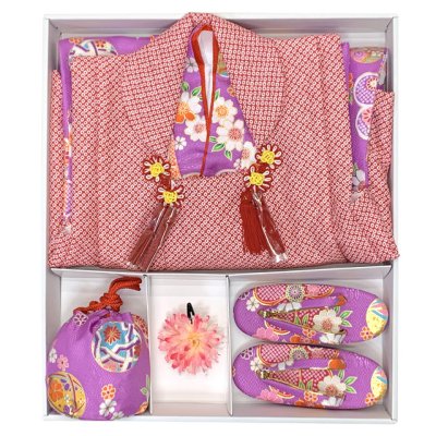 画像9: 七五三 着物 3歳 女の子 フルセット 古典柄の着物 鹿の子柄の被布コートセット【赤鹿の子ｘ紫古典柄】