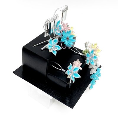 画像2: 七五三 髪飾り 3点セット 7歳 つまみ細工 髪飾り 勝山セット【水色、剣先摘み花】