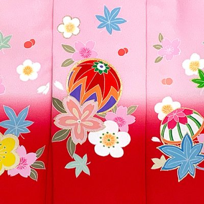 画像5: 被布コート ３歳女の子用 七五三 正絹 手描き友禅柄 金駒刺繍 上質の被布着(単品) 日本製【ピンクｘ赤、鞠】