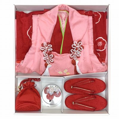 画像10: ≪１点限り！ オリジナル・コーディネートセット≫七五三 3歳 着物 セット 女の子 被布セット 女の子 正絹 本絞り 刺繍柄の被布コート・着物 フルセット【ピンクｘ赤、鈴】