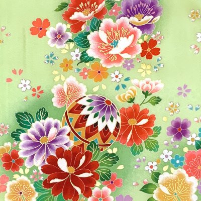 画像4: 七五三 7歳 着物 女の子用 日本製 正絹 絵羽付け 金駒刺繍 四つ身の着物【ひわ色(黄緑)、花衣】