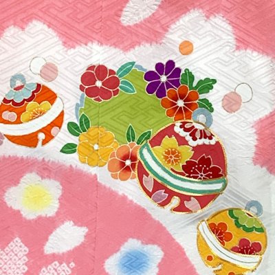 画像5: 七五三 7歳 着物 女の子用 日本製 正絹 本絞り 手描き友禅 絵羽付け 金駒刺繍 四つ身の着物【ピンク、鈴】