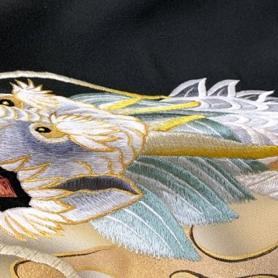 画像5: お宮参り 着物 男の子 正絹 刺繍柄 高級祝い着 日本製 赤ちゃん お祝い着 初着 産着 襦袢付き【黒地、渦龍柄】