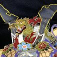 画像6: お宮参り 着物 男の子 赤ちゃんのお祝い着 のしめ 刺繍入り 産着 初着 正絹　日本製【黒地、兜】