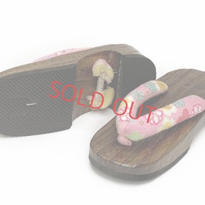 画像3: 子供下駄 18cm 女の子 浴衣に 和柄 小紋柄鼻緒 焼き桐下駄 【ピンク、桜】