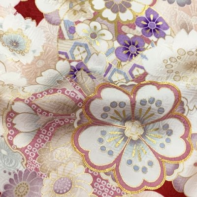 画像6: お宮参り 着物 女の子 赤ちゃん 産着 正絹 お祝い着 初着 日本製【赤系、鈴と桜】