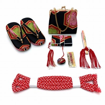 画像2: 七五三 こども袋帯 箱せこセット 7歳 女の子用 オリジナル・ペアセット袋帯 筥迫(はこせこ) 草履 バッグ【黒地、亀甲に梅】