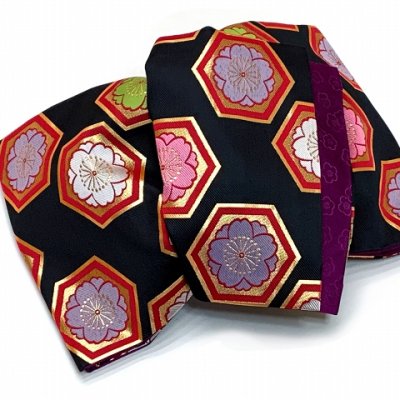 画像11: 七五三 こども袋帯 箱せこセット 7歳 女の子用 オリジナル・ペアセット袋帯 筥迫(はこせこ) 草履 バッグ【黒地、亀甲に梅】