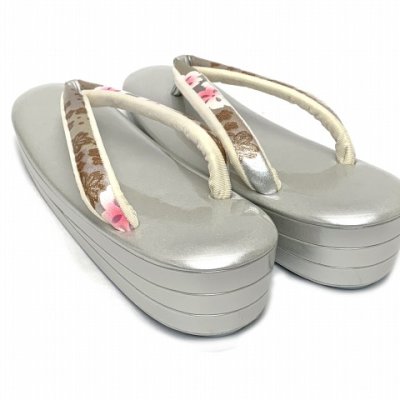 画像6: 草履バッグセット 成人式 お正月 振袖に 3Lサイズ 三枚芯の草履(適応：26.0cm-27.5cm位)セット「シルバー、桜」ZB3L1010