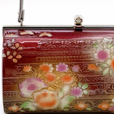 画像3: 草履バッグセット 振袖用 型押し加工のバッグと2枚芯の草履(ヒール６．５cm) フリーサイズ【赤紫系ｘ銀、牡丹と桜】