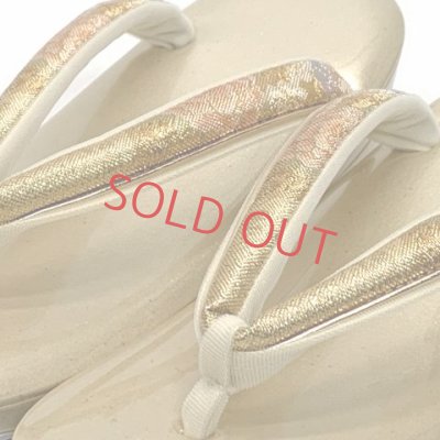 画像2: 女性用 草履 礼装用 日本製 Mサイズ (適応：22.5cm-24.0cm位)【ゴールド系】