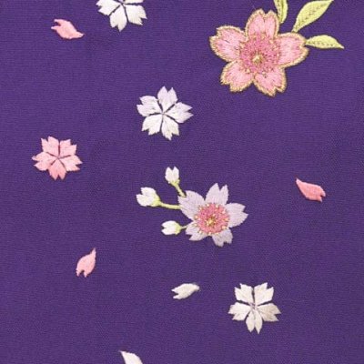 画像2: 卒園式 入学式 七五三 に ７歳女の子用 小桜刺繍の子供袴【青紫】 紐下丈70cm(120サイズ)