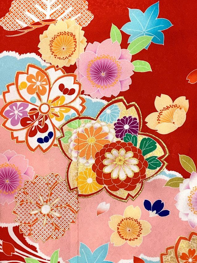 七五三 着物 7歳 女の子 正絹 絵羽柄 金駒刺繍 日本製 子供着物 単品【赤、桜と流水】
