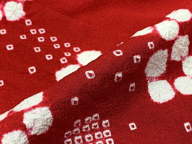 七五三 着物 7歳 フルセット 女の子用 日本製 正絹 本絞り柄 絵羽付け 着物と結び帯 コーディネートセット【赤、梅】