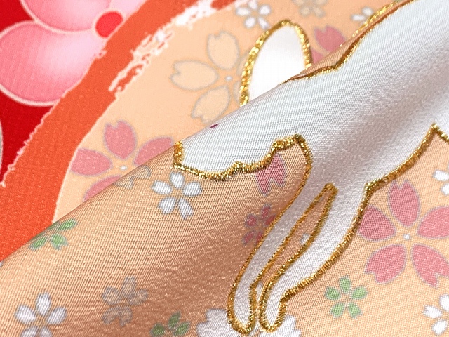 七五三 着物 フルセット 2023年新作 7歳 女の子用 日本製 絵羽柄の子供着物 結び帯セット(合繊)【赤、うさぎさんにエ霞、橘】