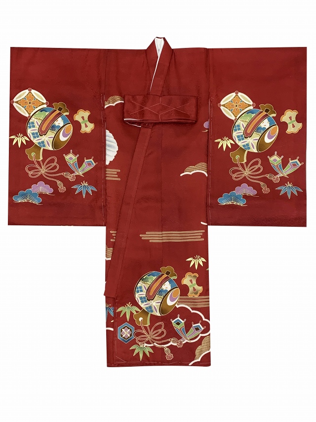 お宮参り 男の子 着物 正絹 刺繍入り 日本製 変わり色の赤ちゃんのお祝い着 （初着 産着） 襦袢付き【エンジ、鷹と宝】