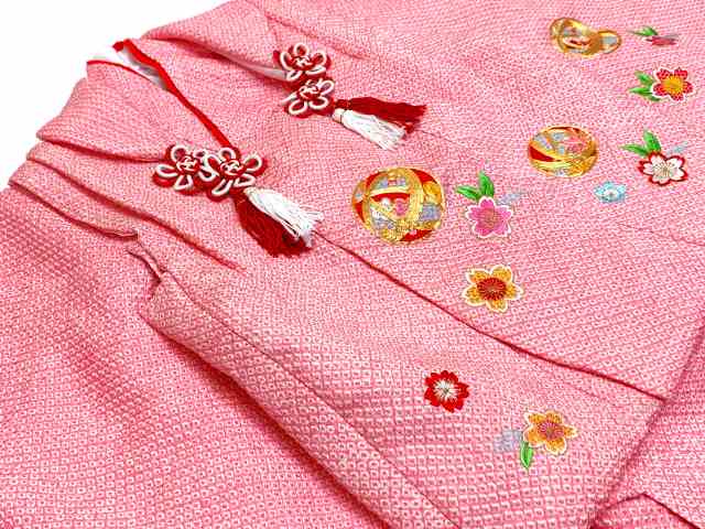 七五三 着物 3歳 フルセット 正絹 高級 総絞り 総刺繍 女の子の被布コートセット 日本製【ピンク、鞠と桜】