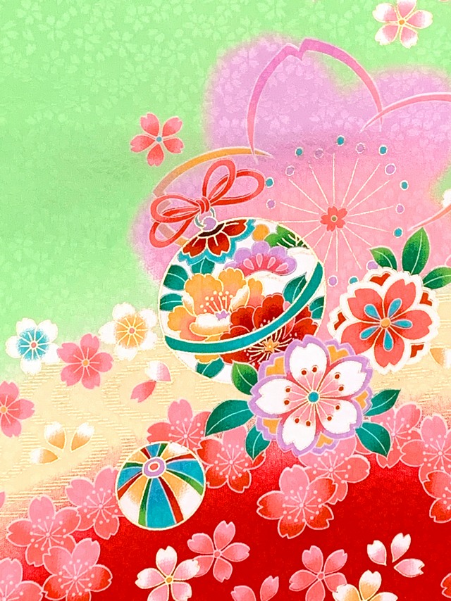 七五三 7歳 女の子用 日本製 正絹 絵羽付け 四つ身の着物【黄緑、鈴に桜】