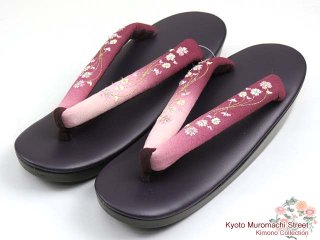 刺繍鼻緒のウレタンソール底の草履を20点追加しました。