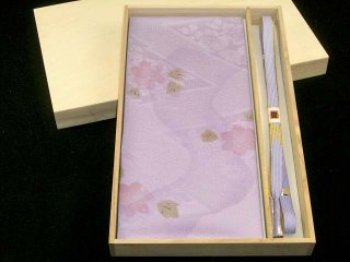 小紋や訪問着に　正絹の帯締め・帯揚げセットを25点追加しました。