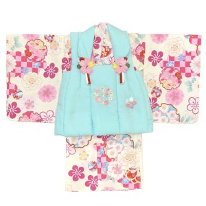 画像2: ベビー 初節句 着物 女の子 赤ちゃん用 被布コート 二部式着物 セット(合繊)【水色ｘクリーム、雪輪と市松】 (2)