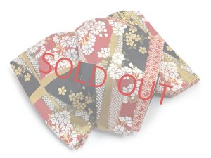 画像5: 振袖用袋帯 成人式に 日本製 六通柄 華やかな柄の袋帯(合繊) 仕立て上がり【黒x赤、八重桜】 (5)