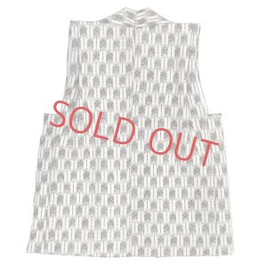 画像3: 七五三 男の子 3歳 被布セット 被布コート 雪駄 信玄袋 足袋 4点コーデセット 合繊【生成り系、矢羽に兜と小槌】 (3)