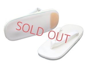 画像9: 七五三 男の子 3歳 被布セット 被布コート 雪駄 信玄袋 足袋 4点コーデセット 合繊【生成り系、矢羽に兜と小槌】 (9)