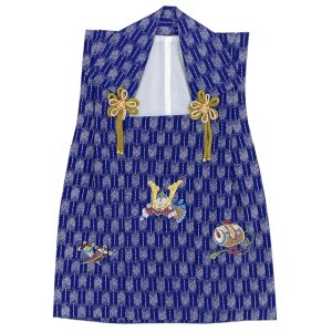 画像2: 七五三 男の子 3歳 被布セット 被布コート 雪駄 信玄袋 足袋 4点コーデセット 合繊【群青、矢羽に兜と小槌】 (2)