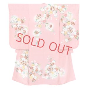 画像2: 七五三 7歳 女の子 着物フルセット 正絹 日本製 金駒刺繍 手描き 四つ身着物と結び帯 コーデセット【ピンク、鈴と桜】 (2)