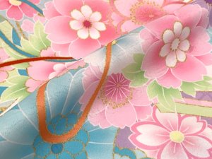 画像5: ジュニアサイズ 振袖 小紋柄 150サイズ 合繊　お正月 卒業式袴に【白地、紫ｘ水色菊】 (5)