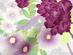 画像5: ジュニアサイズ 振袖 小紋柄 150サイズ 合繊　お正月 卒業式袴に【白地ｘ銀灰、雪輪と水引き】 (5)