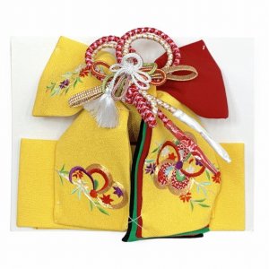 画像5: 七五三 着物 3歳 女の子 フルセット 正絹 本絞り 友禅柄 三つ身の絵羽着物 小寸結び帯・小物セット【ピンク、鈴と梅・糸車】 (5)