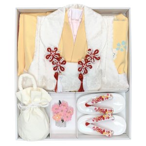 画像10: 七五三 着物 3歳 正絹 フルセット 女の子 友禅 絵羽柄の着物 被布セット【白ｘ黄赤、鞠・花手鞠】 (10)