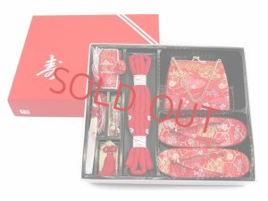 画像7: 七五三 着物 7歳 フルセット 総柄の女の子用 子供着物 結び帯セット(合繊)【黒系、横縞にバラ】 (7)