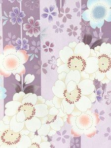 画像4: 七五三 7歳 女の子用 小紋柄 四つ身の着物と結び帯 他 フルセット【薄紫系、矢羽に桜】 (4)