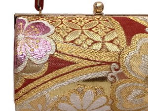 画像3: 草履バッグセット 振袖用 帯生地使用のバッグと2枚芯の草履 フリーサイズ【レッド＆ゴールド】 (3)