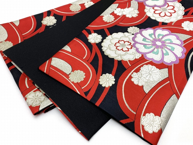 袋帯 振袖用 成人式の振袖に 西陣織の袋帯 六通 仕立て上がり【赤ｘ黒、菊と桜】